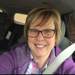Meet your Posher, Lisa